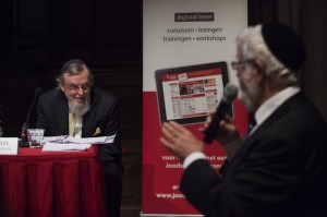 Rabbijn Lopes Cardozo: ‘Draai banvloek Spinoza terug’