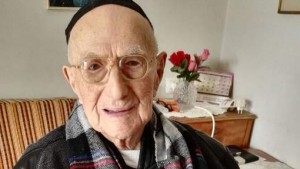 Auschwitz-overlevende oudste man ter wereld