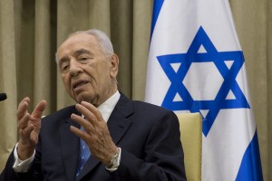 Peres: ‘vrede is topprioriteit in 2013’