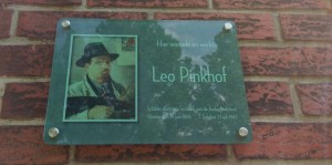 Den Helder eert Leo Pinkhof met plaquette