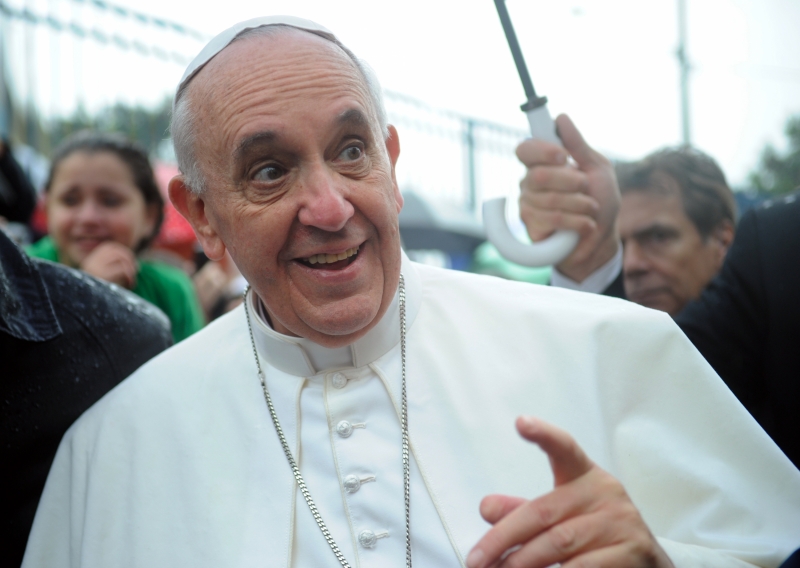 Paus steekt Europese rabbijnen hart onder de riem