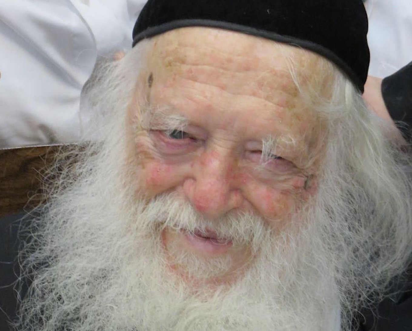 Rabbijn Chaim Kanievsky op 94-jarige leeftijd overleden in Israël