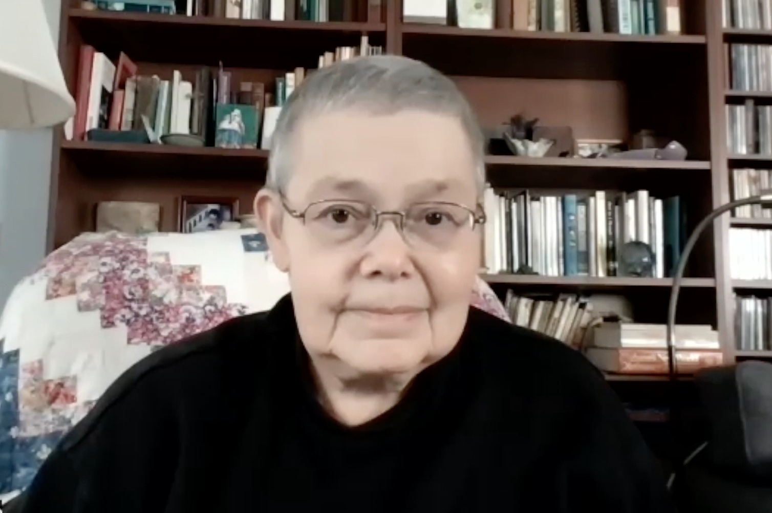 Elana Dykewomon (72) was een lesbisch-Joods pionier – in memoriam