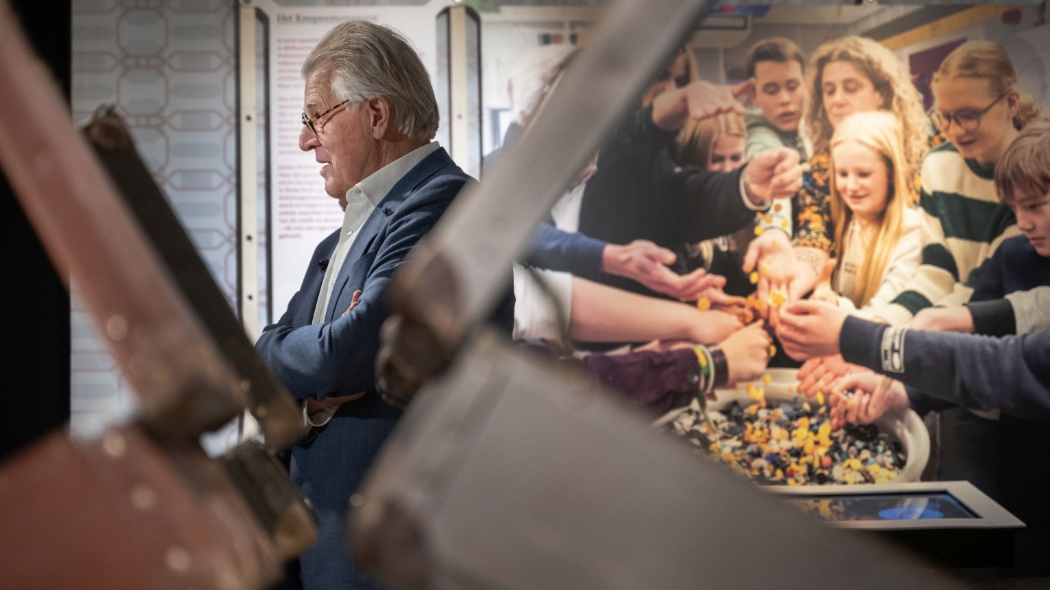 Jeroen Krabbé: Een koffer vol, expositie - Herinneringscentrum Kamp Westerbork