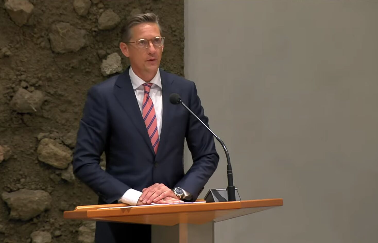 Kamer positief over antisemitisme-pakket kabinet