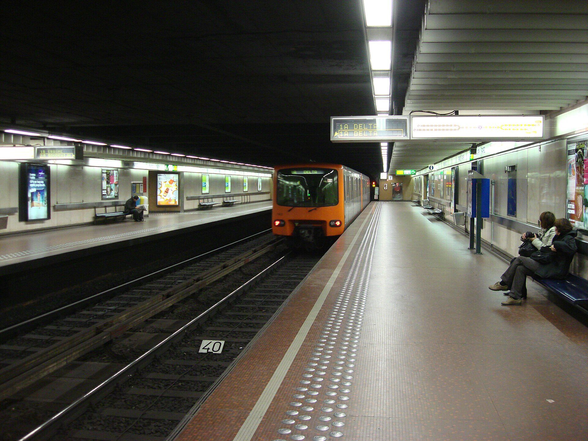 Brussel, metro (beeld: Oxyman, wikipedia commons, Creative Commons Attribution-Share Alike 3.0)