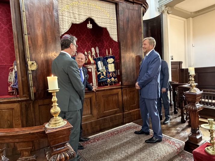 Bezoek koning Willem-Alexander aan LJG Den Haag (beeld: Jonet.nl)