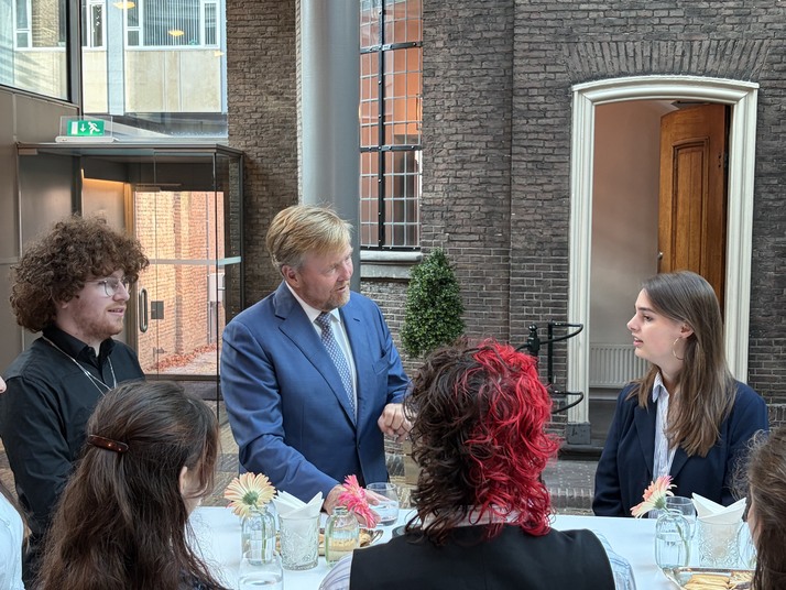 Bezoek koning Willem-Alexander aan LJG Den Haag (beeld: Jonet.nl)